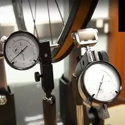 Super B Dévoileur De Roue Professionnel Super-B TB-PF36 11 Super B Dévoileur De Roue Professionnel Super-B TB-PF36 -Promos vélo Magasin devoileur de roue professionnel super b tb pf36 3