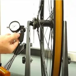 Super B Dévoileur De Roue Professionnel Super-B TB-PF36 13 Super B Dévoileur De Roue Professionnel Super-B TB-PF36 -Promos vélo Magasin devoileur de roue professionnel super b tb pf36 5