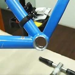 Fraise Et Tarauds Pour Boitier De Pédalier Vélo Super B -Promos vélo Magasin fraise et tarauds pour boitier de pedalier velo super b 2